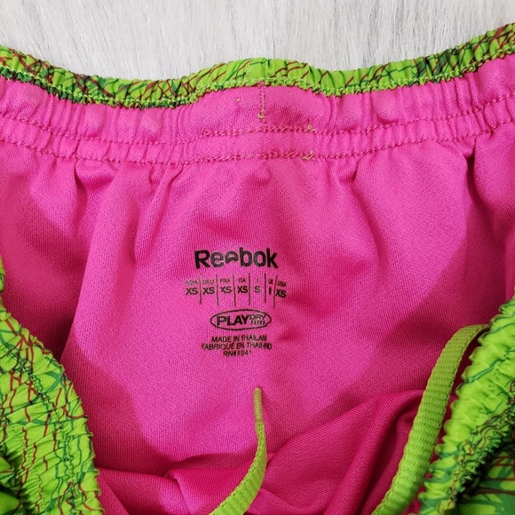 Reebok swirl design running shorts with inside liner - Picture 3 of 7